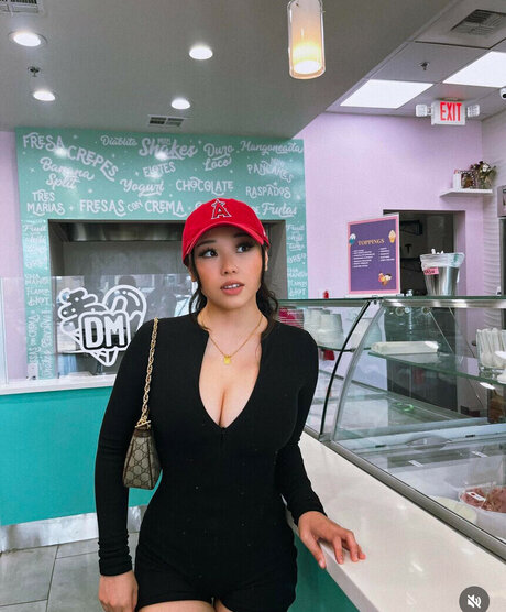 Katelyn Young onlyfans leaked pictures