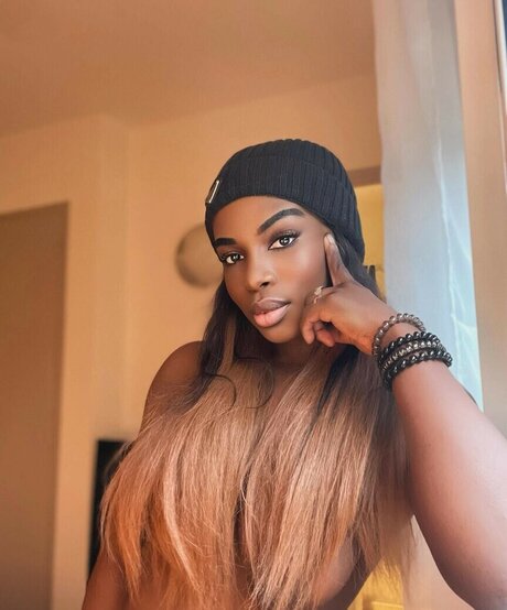 fsemelagne porn onlyfans