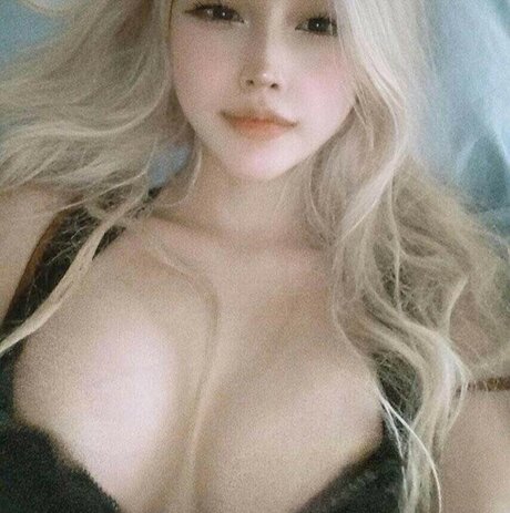 Globoib Hotvirgin Profile pic