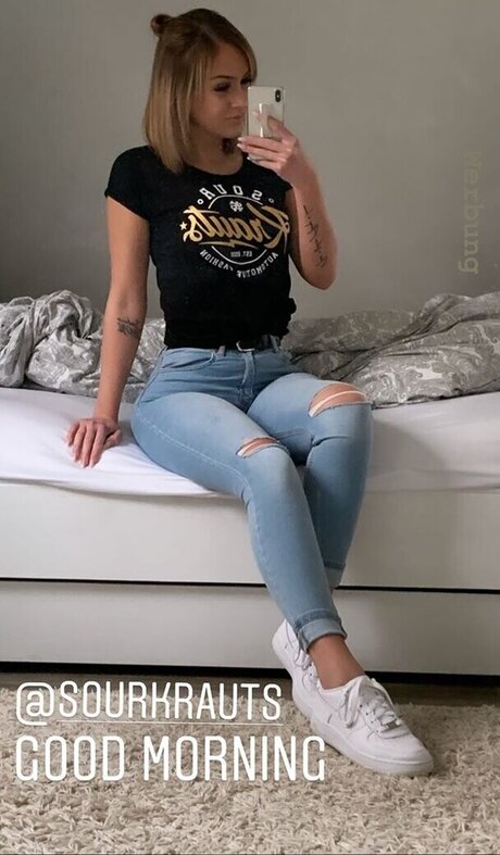 Lisa srmst onlyfans naked leaked