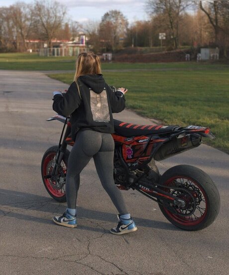 xh elen ax2 Helena naked onlyfans