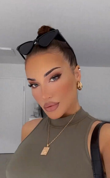 Eileensziv onlyfans leaked tits