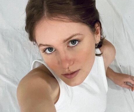 Maria Ludovicaa onlyfans strip tease