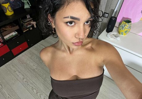 Yashankulova xxx onlyfans