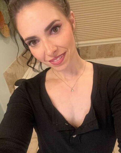 Annie Kundis en onlyfans