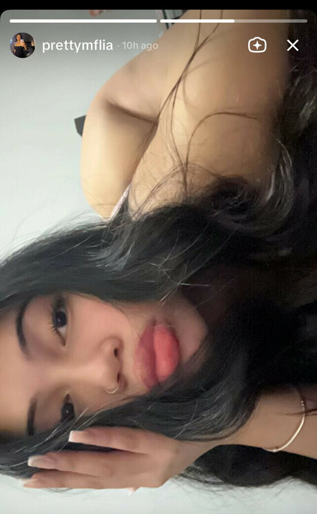 Prettymfliaa naked leaked onlyfans