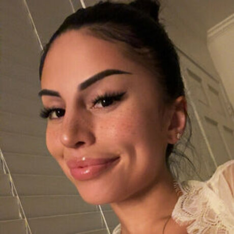 Breezyfoxx naked leaked onlyfans