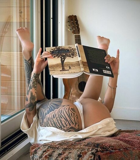 Breezyfoxx Profile pic