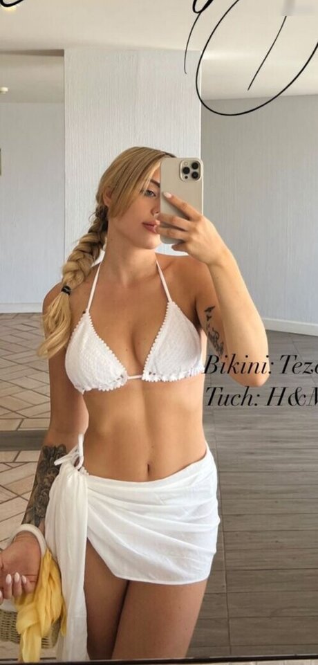 Doreen Petrova onlyfans leajs