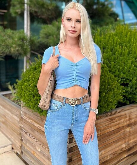 Moldova Nude Girl nudes onlyfans leaked