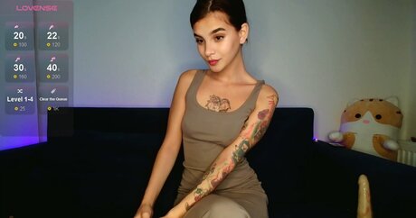 moto ponchik naked only fans