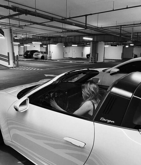 Nurse Olivia onlyfans striptease