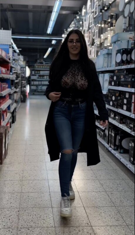 Harley Benz onlyfans creator