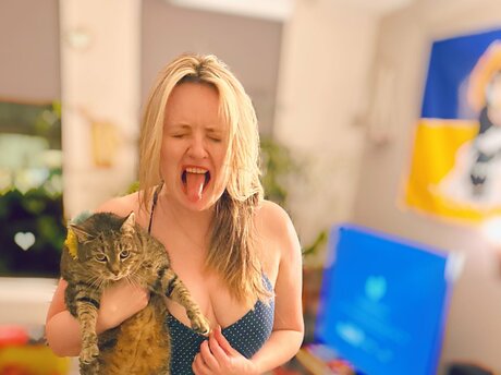 Natalia Antonova onlyfans leak