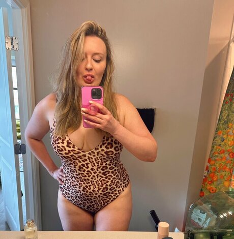 Natalia Antonova only fans pic