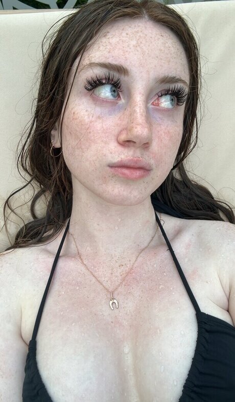 Lisa knvlv only fans pics