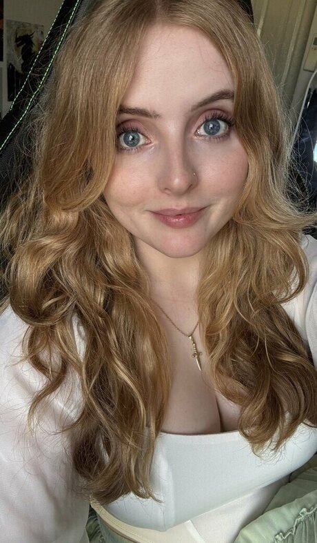 Krysttl leaked onlyfans pictures