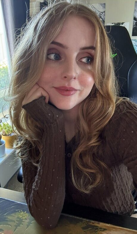 Krysttl boobs onlyfans