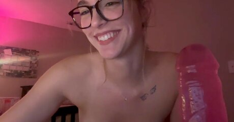 Lunaontheway leaked onlyfans photos