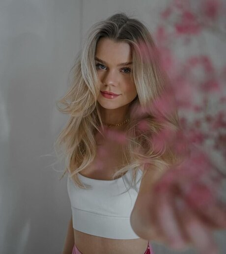 Lea Peach onlyfans nide