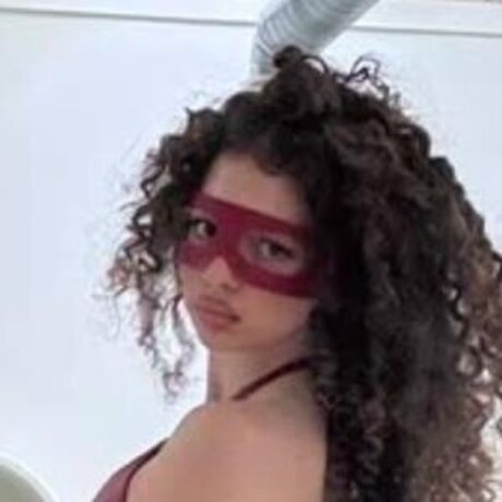 Demitra Kalogeras onlyfans archive