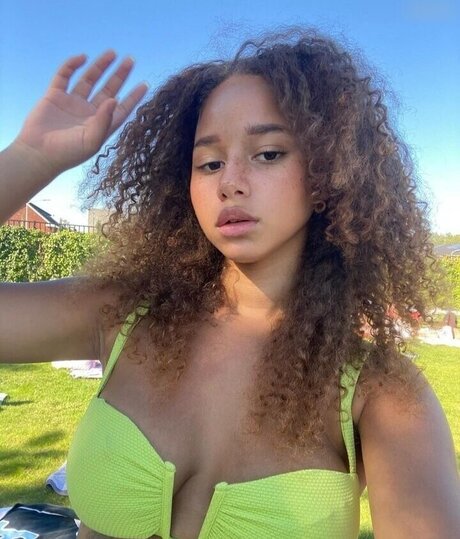 Chevelly onlyfans strip