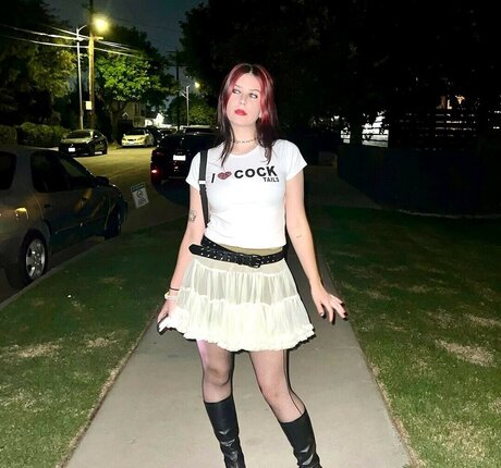 Carly McLellan onlyfans tits