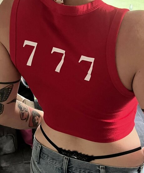 Brennan Wedl onlyfans strip tease