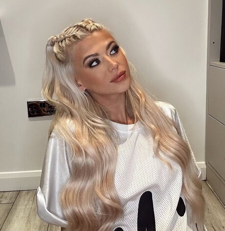 Danielle Harold only fans xxx