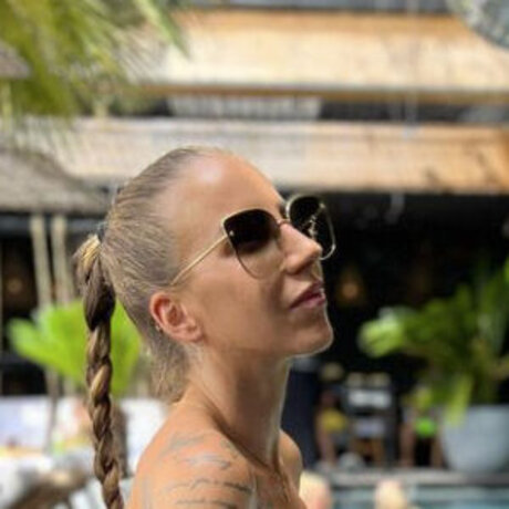 Ciiiindi onlyfans model photos