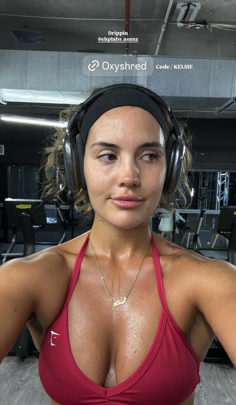 Kelsie Faith Thomas onlyfans pics