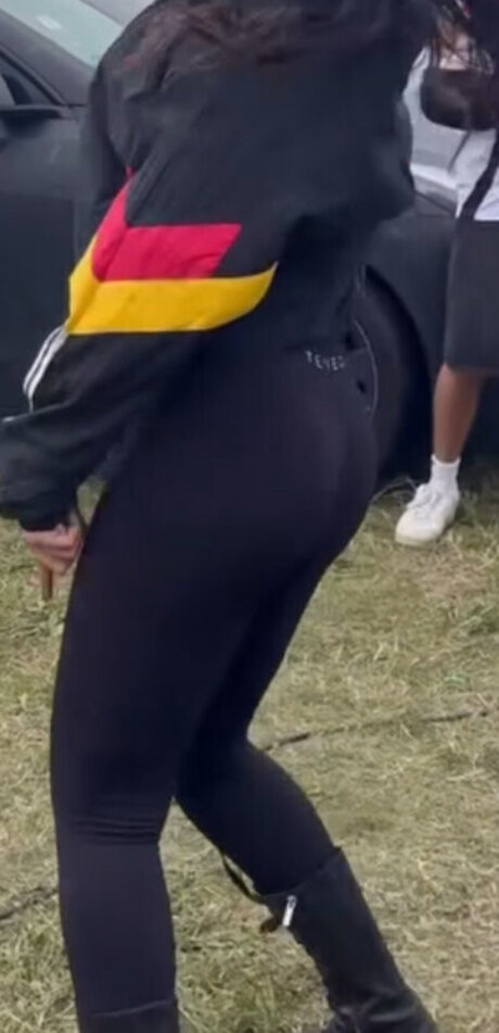 Emily Furz onlyfans sextape leak