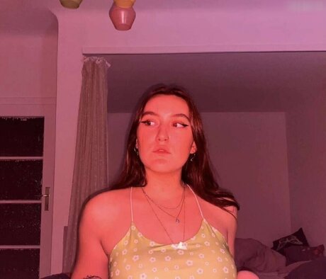 Wer ist sie_ xxx onlyfans