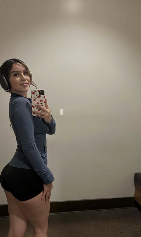 Simplyneidaa free onlyfans porn