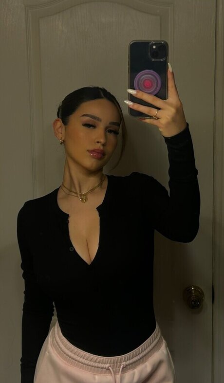 Simplyneidaa onlyfans tits