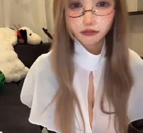 Yumino Rimu nude onlyfans