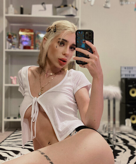 Joseline Kelly leaked onlyfans.