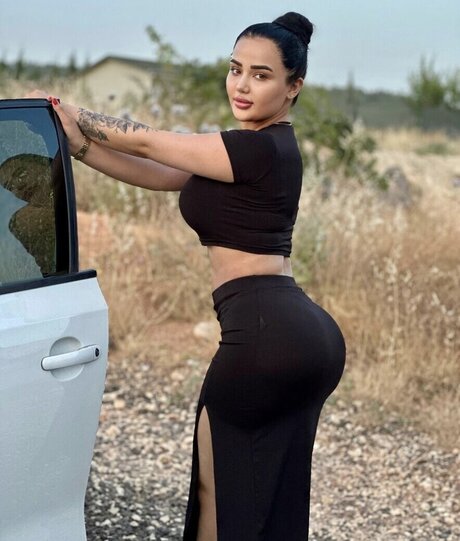 Melek Azad free onlyfans