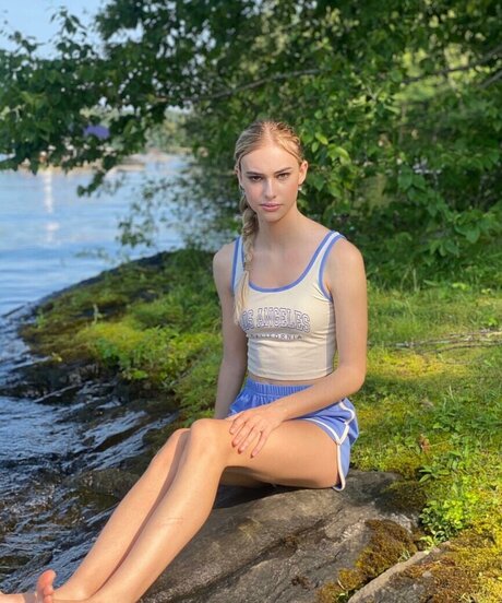 Claire Jameson onlyfans pics