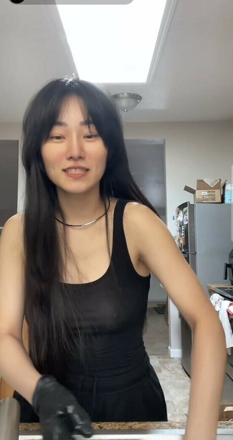 Showmeyourbasement onlyfans nude leak