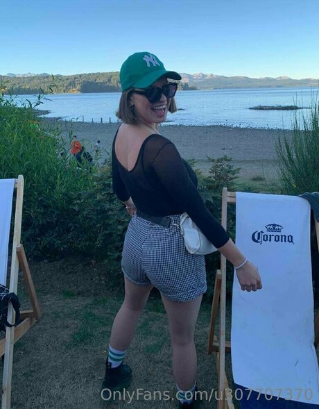 leasanz only fans pics