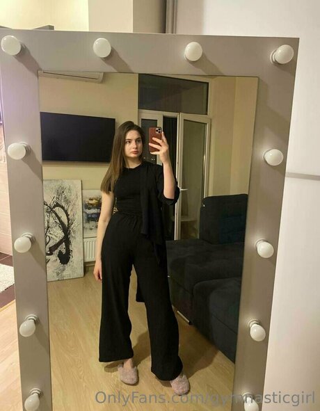 gymnasticgirl only fans pics