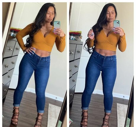 Emelh827 naked leaked onlyfans