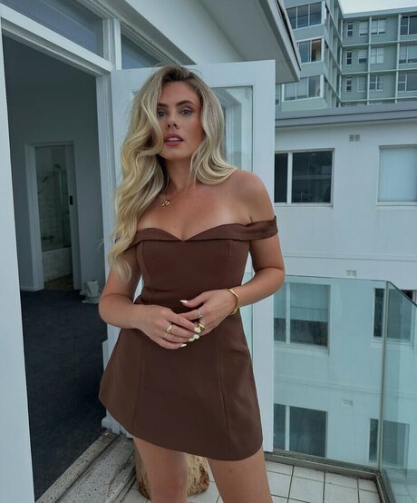 Peyton Cole onlyfans explicit content