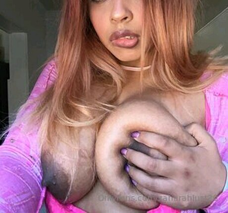 Zaharah Lust onlyfans leaked