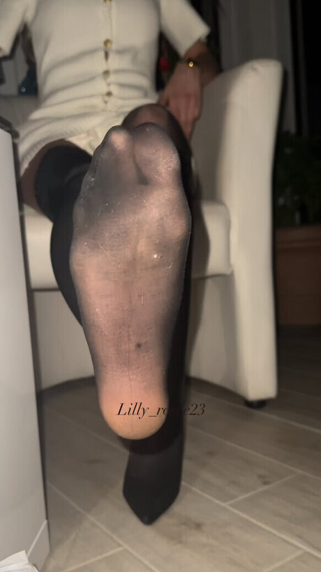 Lilly rosee23 onlyfans leaked tits