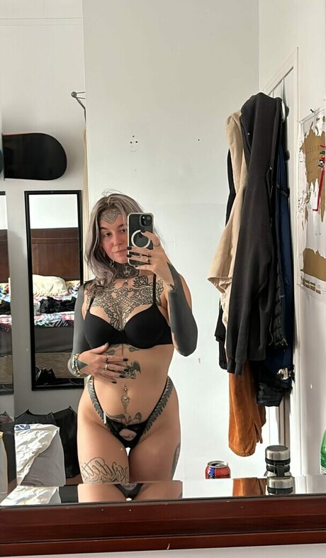 divinement bon onlyfans strip