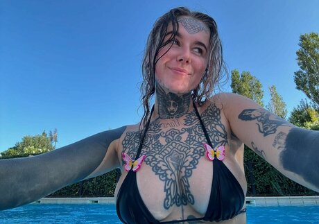 divinement bon onlyfans content leaked