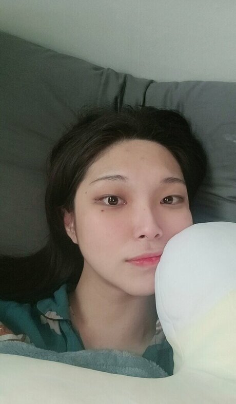 suyeoniiii_ nude onlyfans leaks