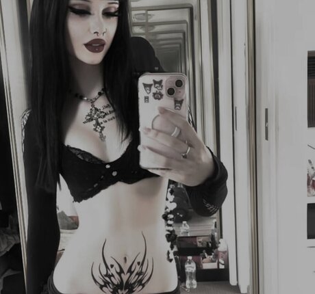 livindeadyaz onlyfans leaked.